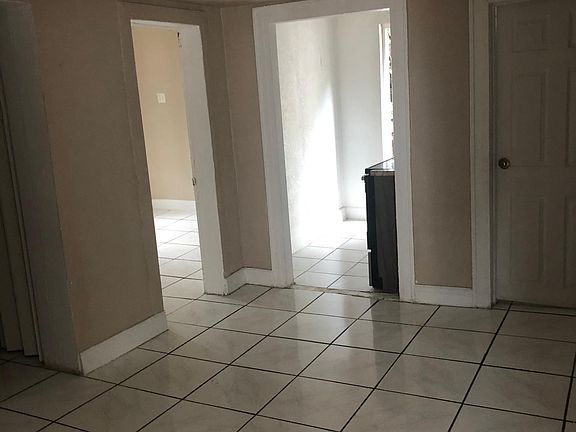 2nd image of 169 NE 50th St #2B