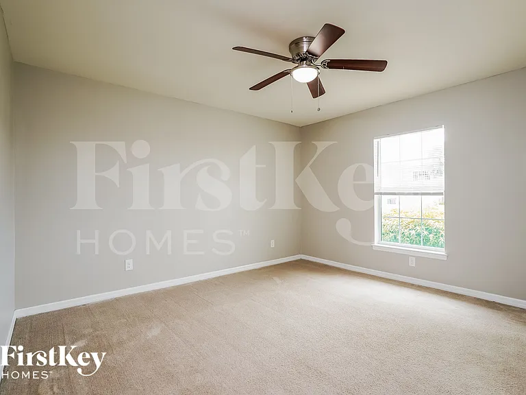 3229 NW 1st Ave — Photo 10