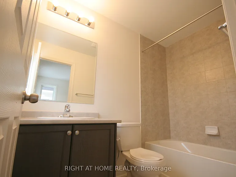 3949 Tufgar Cres — Photo 20