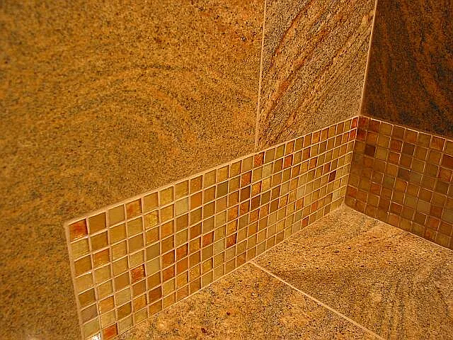 GLASS TILE RIBBON