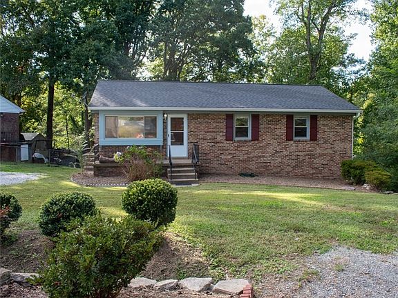 5th image of 3137 Grahamwood Dr