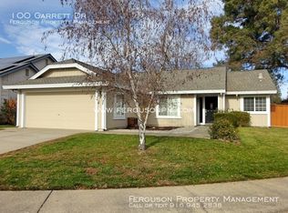 100 Garrett Dr, Folsom, CA 95630