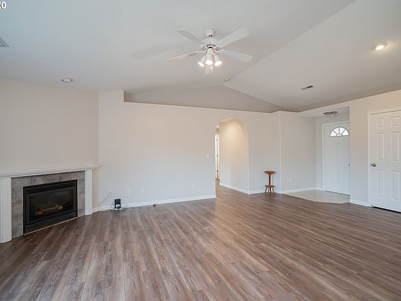 5th image of 15408 NE 86th St