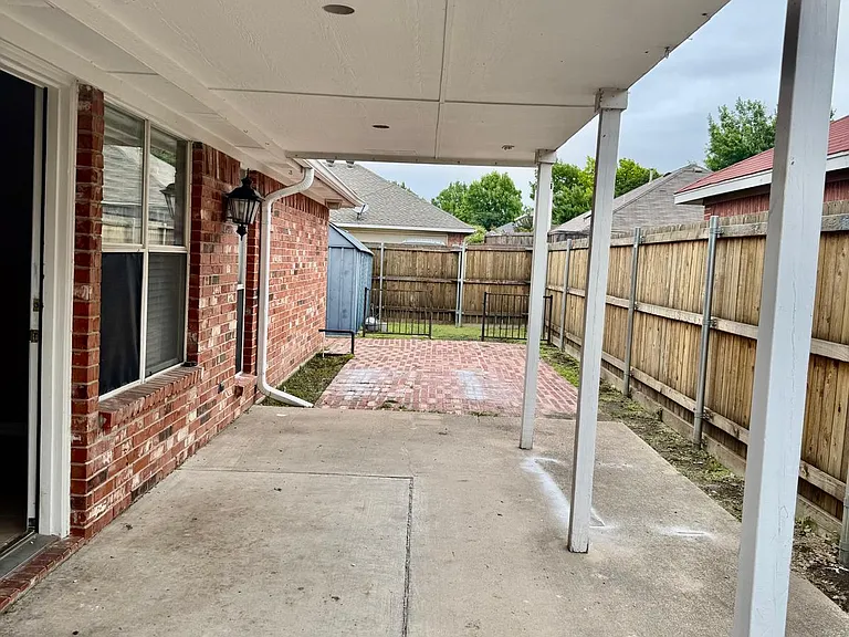 2151 Arbor Creek Dr — Photo 22