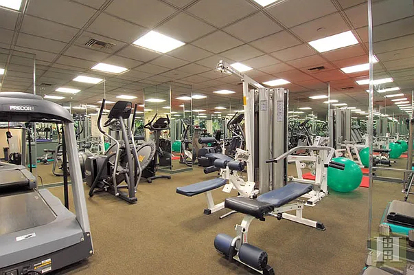 Rented by Halstead Real Estate | media 15