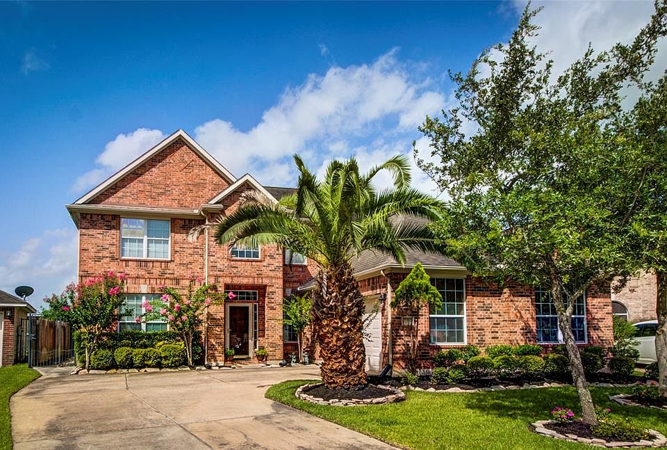 1st image of 2706 Laguna Pointe Dr