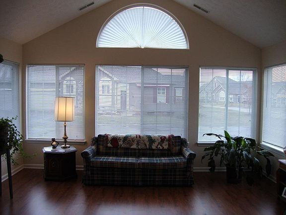 5th image of 2423 Silverado Cir