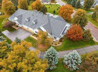 1301 Pine Pointe Curv, Saint Peter, MN 56082