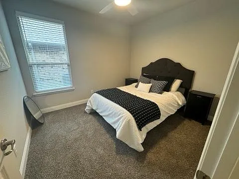 2025 Saint Andrews Way — Photo 12