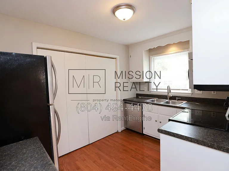 11537 Leiden Ln — Photo 12