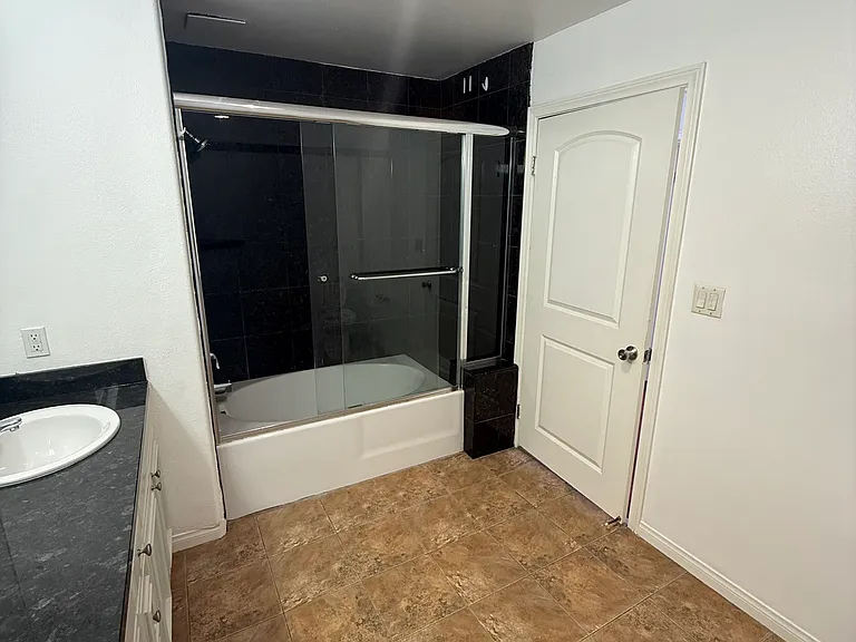 3750 Santa Rosalia Dr #513 — Photo 21