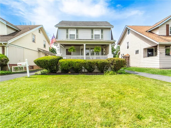 207 Kingsboro Rd, Rochester, NY 14619