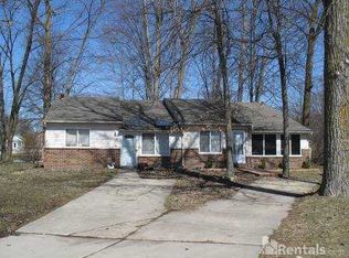 26105 Geneva St #2, New Boston, MI 48164