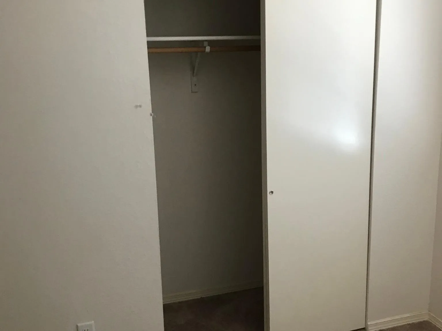 4 bed, 1324 sqft, $1,600 — Photo 3