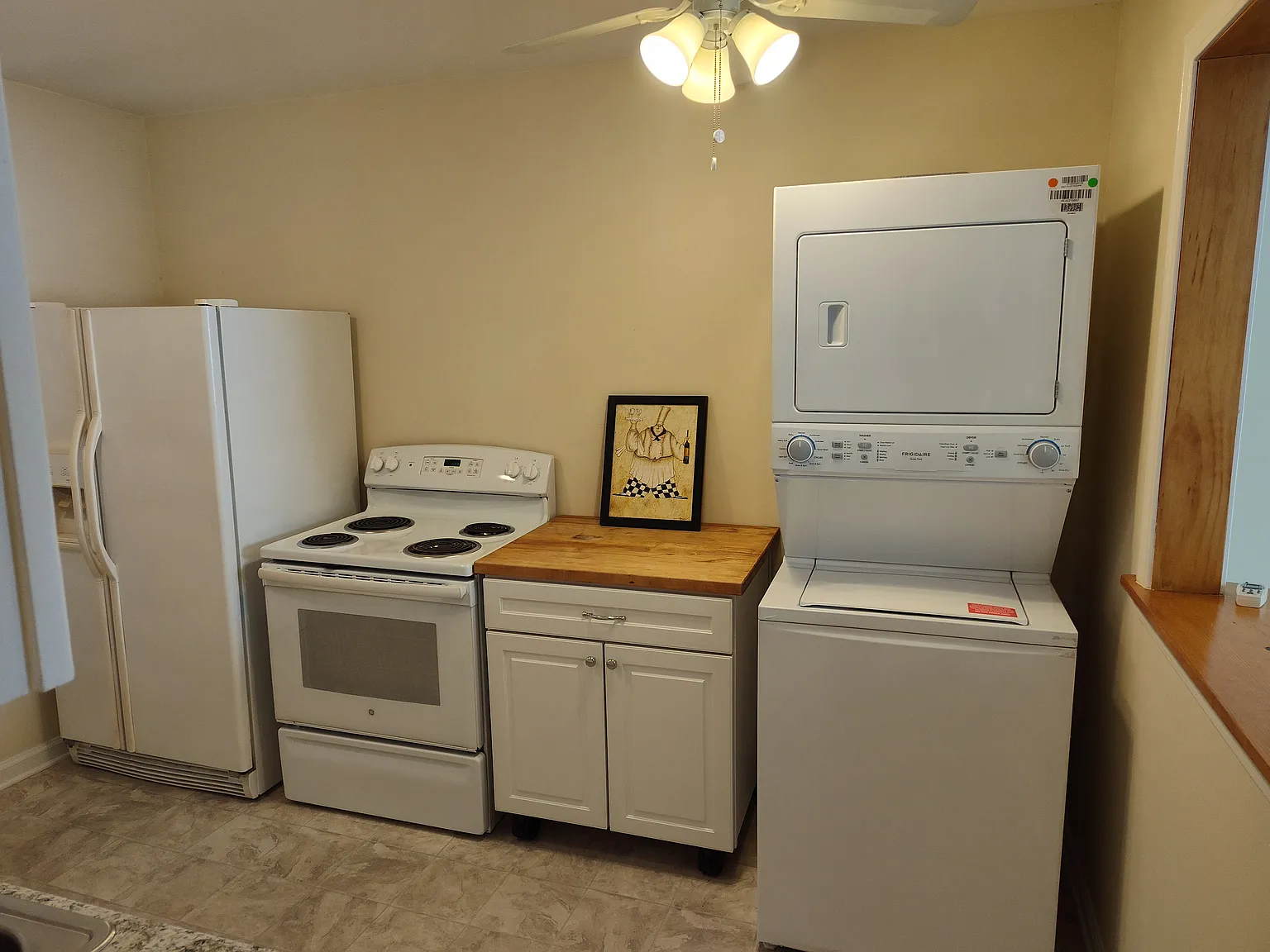 2 bed, 900 sqft, $1,500 — Photo 3