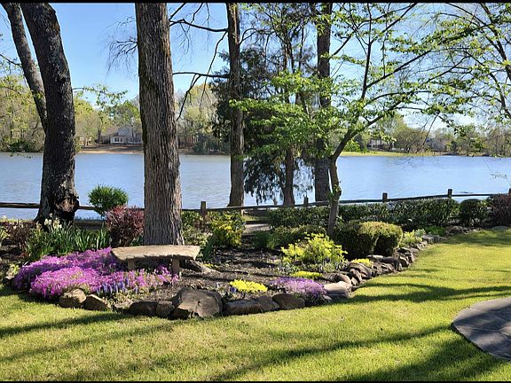 3rd image of 8712 River Hollow Dr