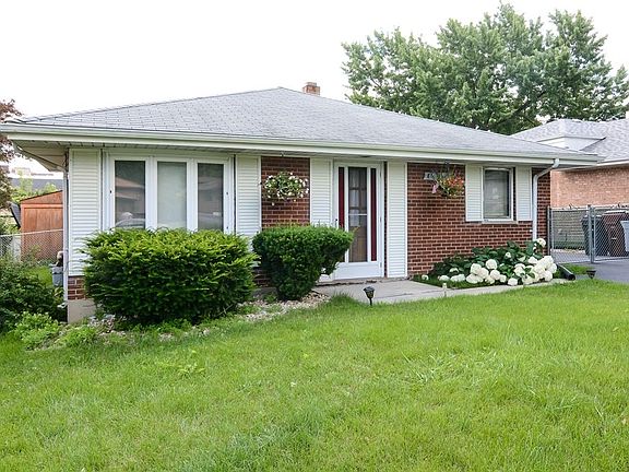 4th image of 15231 La Crosse Ave