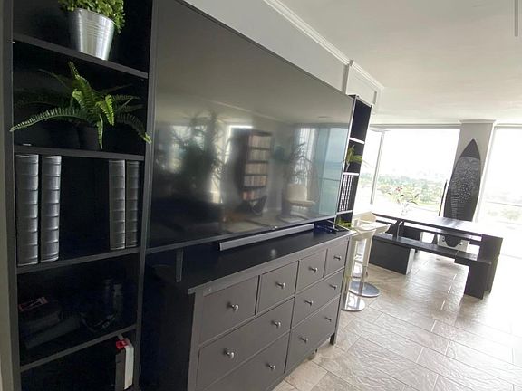 2nd image of 1770 Avenida Del Mundo Unit 1605