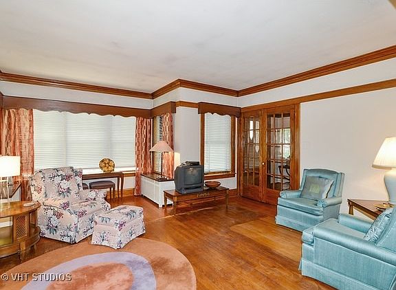 3rd image of 3708 W Cornelia Ave