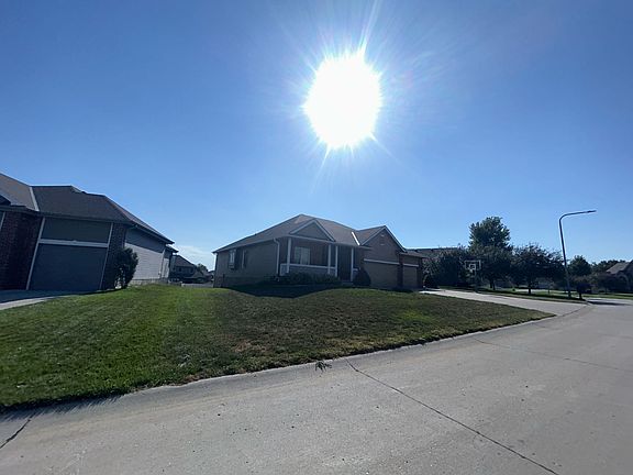 3rd image of 7505 S 198th St
