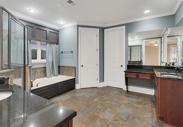10227 Matwood Oak Dr — Photo 22