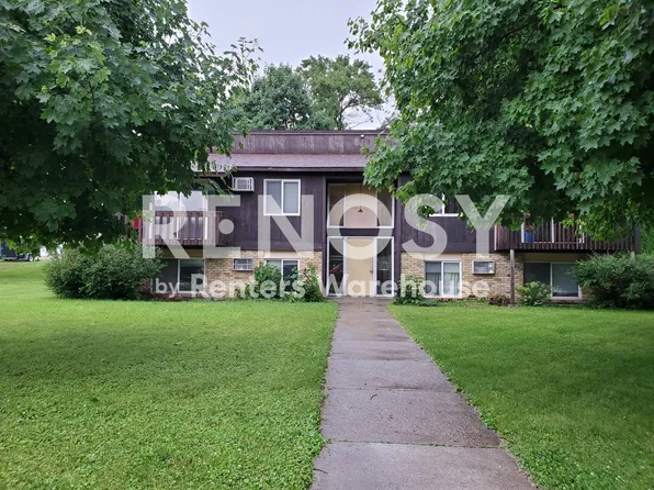 110 E 1st St S APT 2, Truman, MN 56088