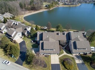 324 N Bayshore Dr #2, Columbiana, OH 44408