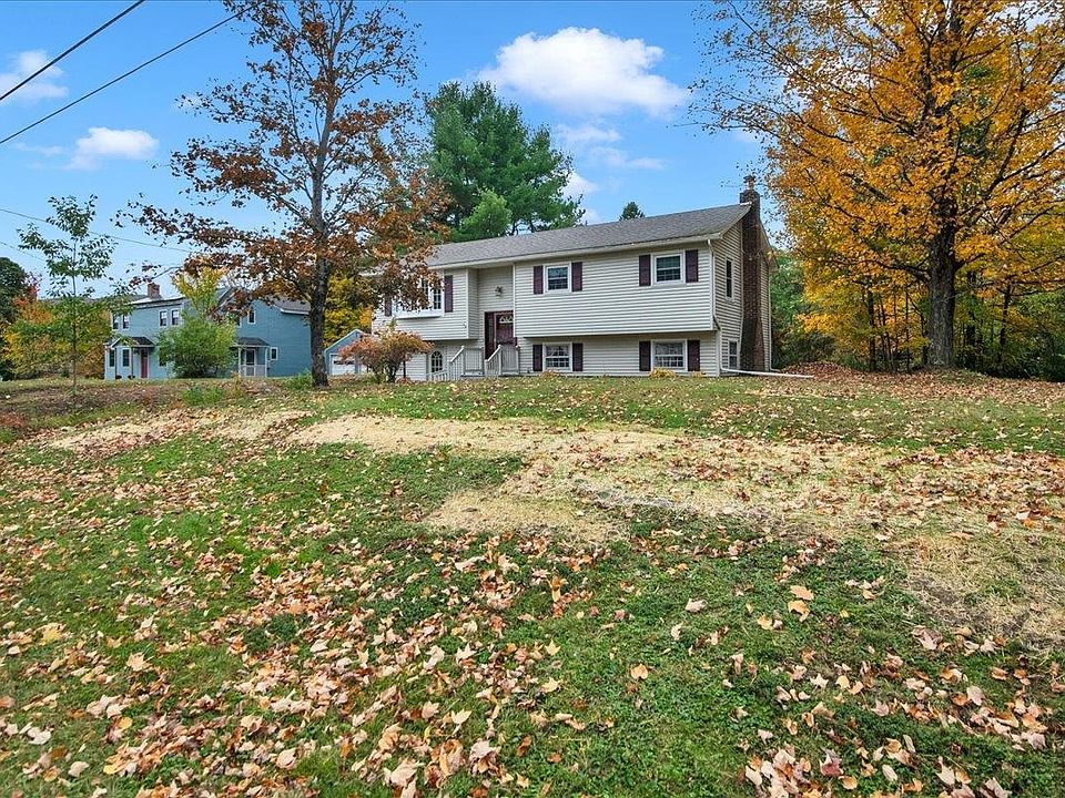 1st image of 7 Pinehurst Drive