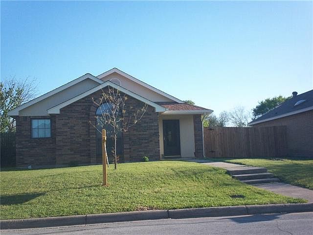 1st image of 4712 Wineberry Dr