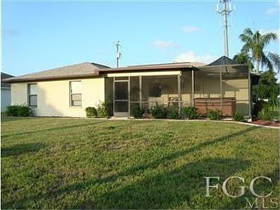 5th image of 4536 SW 16th Pl