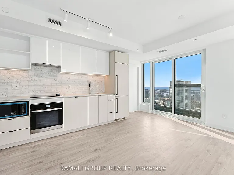 252 Church St #4115 — Photo 9