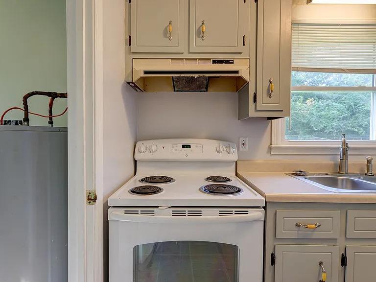 204 Bob White Dr — Photo 21