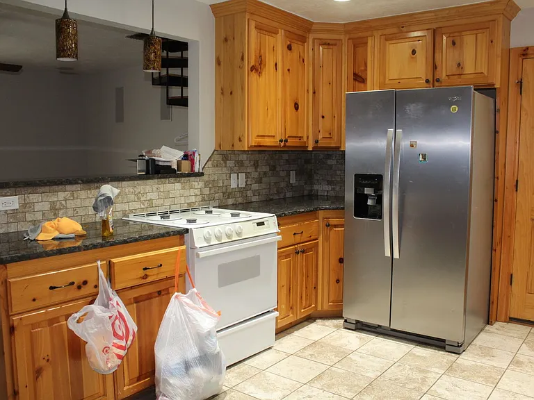 2217 Laneway Cir — Photo 7