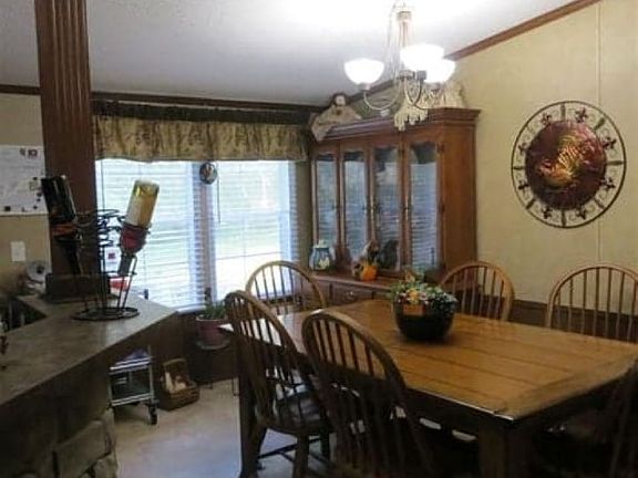 3rd image of 182 Allie Ln