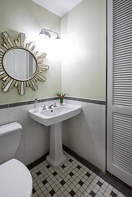 Rented by Keller Williams NYC | media 22