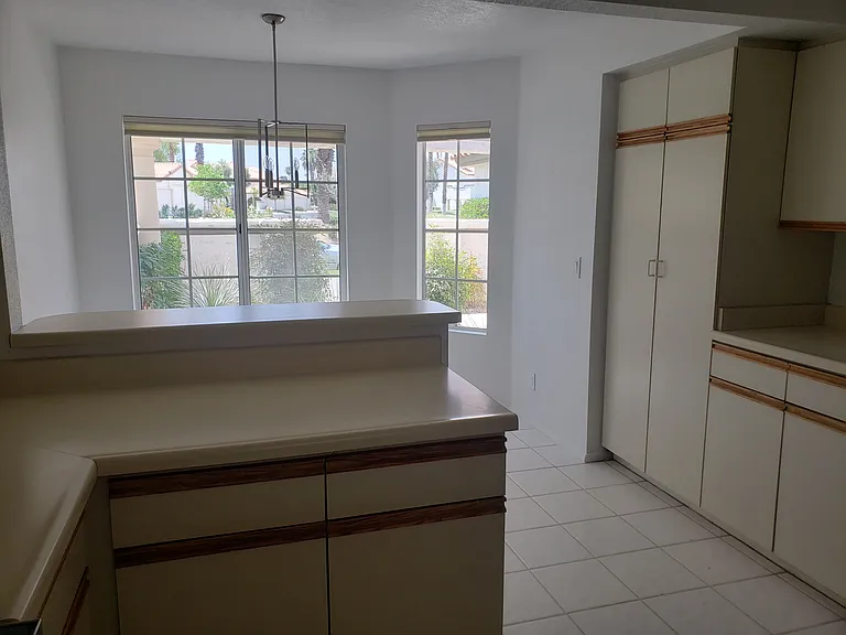 136 Desert Falls Dr E — Photo 10