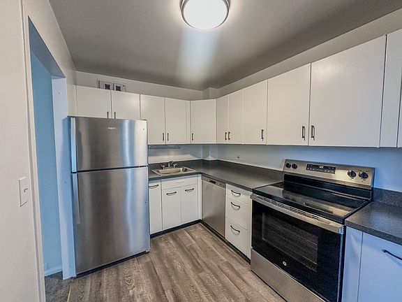 4th image of 3550 N Lake Shore Dr APT 218