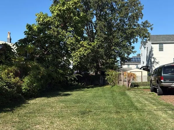 25 Lawrence Avenue, Keansburg, NJ 07734