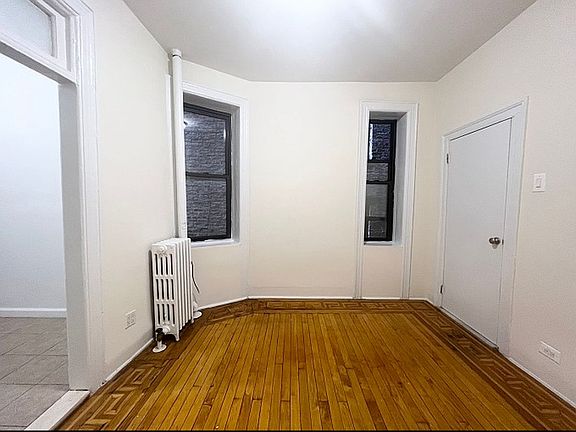 3rd image of 66 W 9th St APT 30R