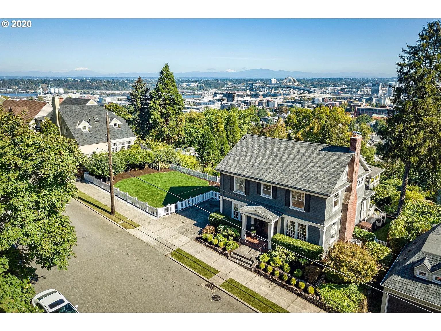 2663 NW Westover Rd #B photo 1