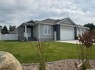 2604 Sandpiper Rd, North Battleford, SK S9A3Z2