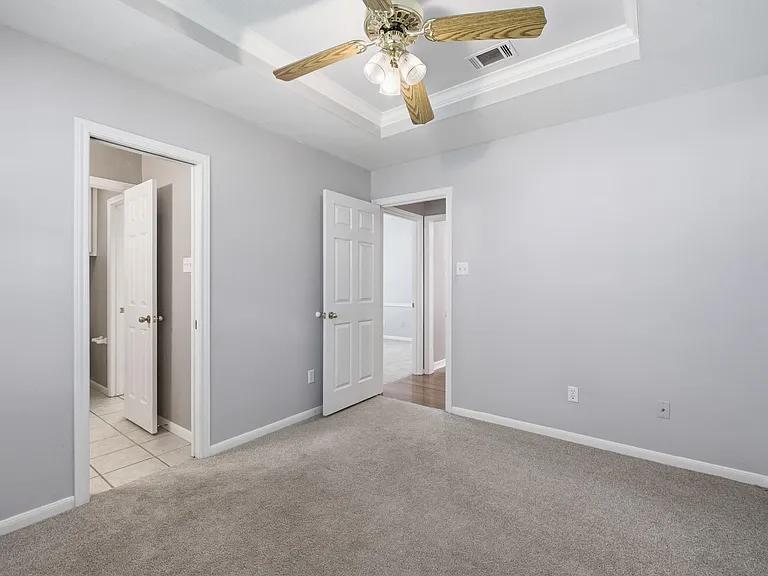 905 Winged Foot Dr — Photo 39