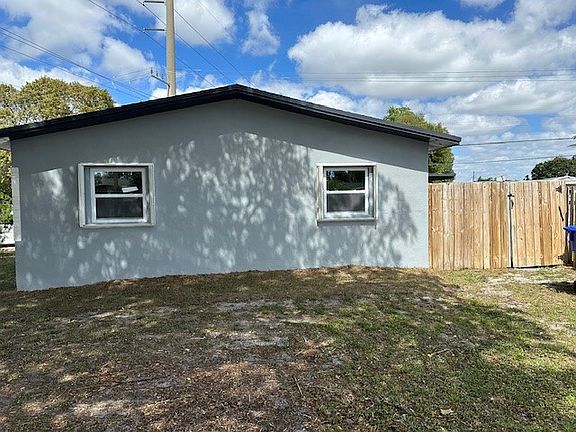 3rd image of 6737 Raleigh St