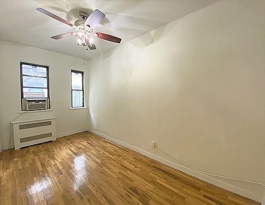 5th image of 29 E 20th St APT 3R