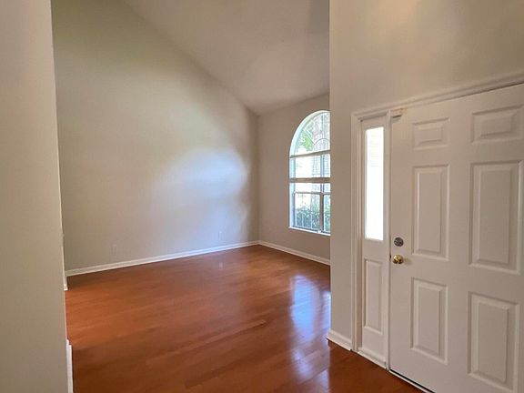 2nd image of 8508 Stonebridge Dr