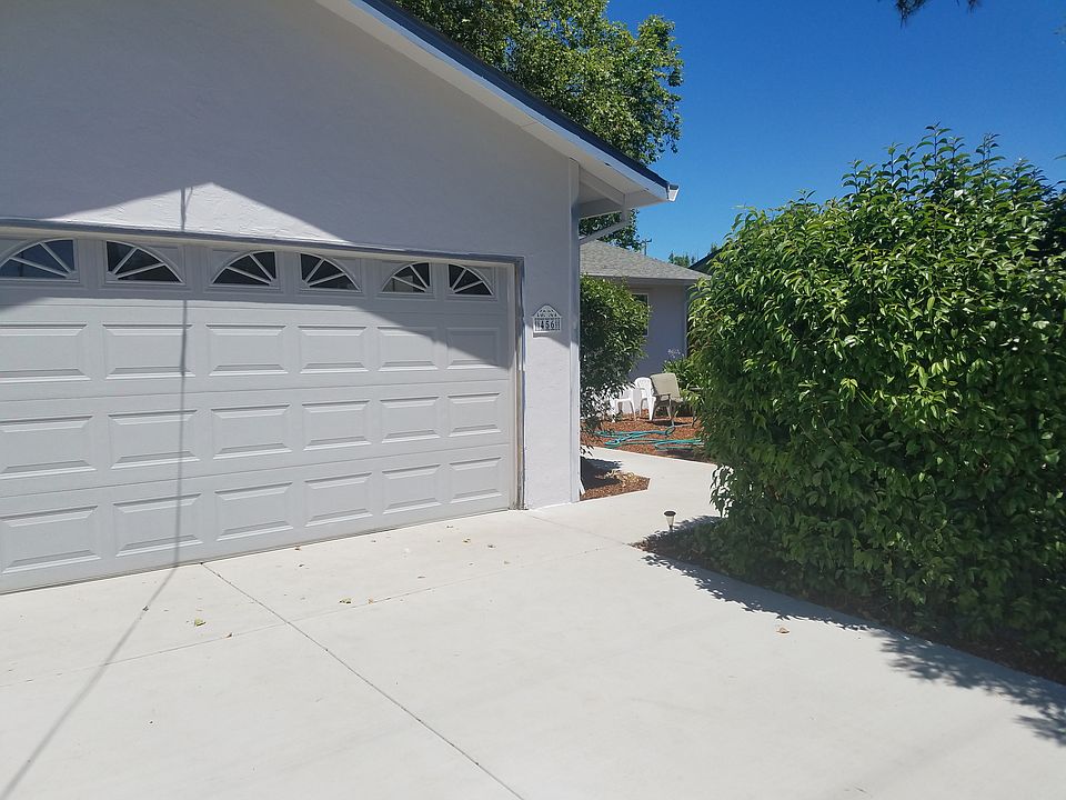 2nd image of 456 Anson Ave