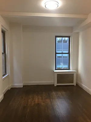 Rented by Solil Management | media 2