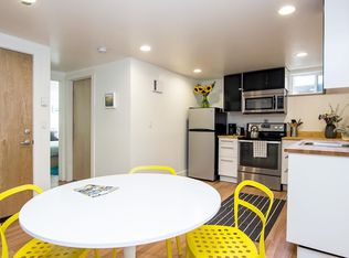 2628 NE Ainsworth St UNIT B, Portland, OR 97211