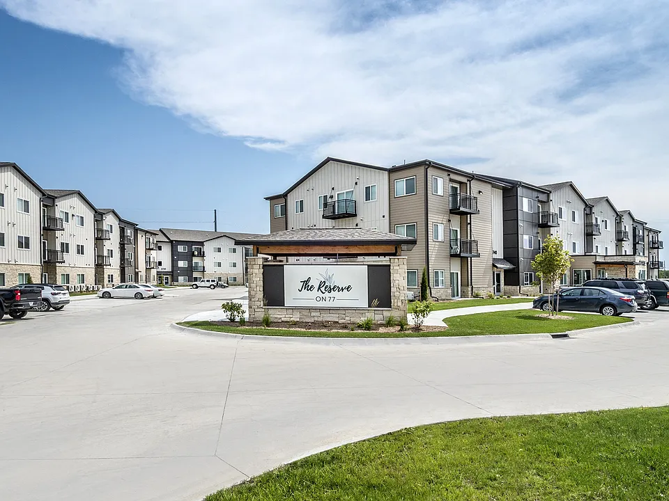 The Reserve on 77