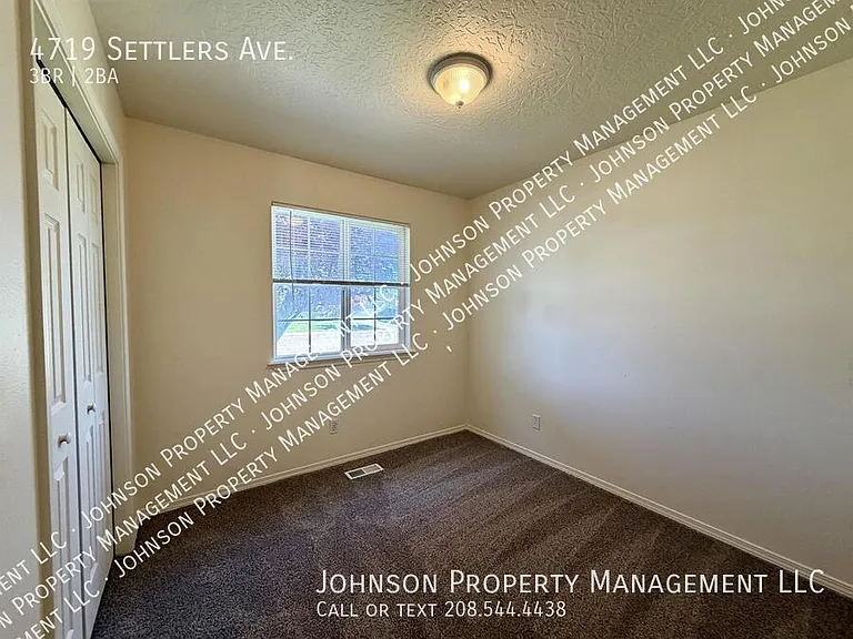 4719 Settlers Ave — Photo 7